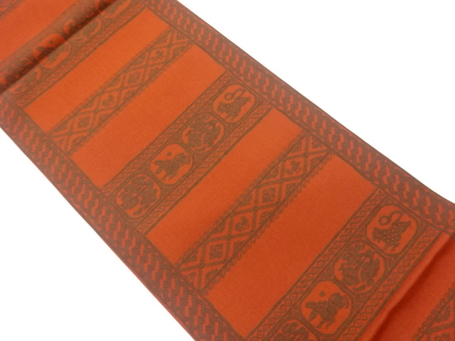 リサイクル　横段に動物・花模様織出し袋帯